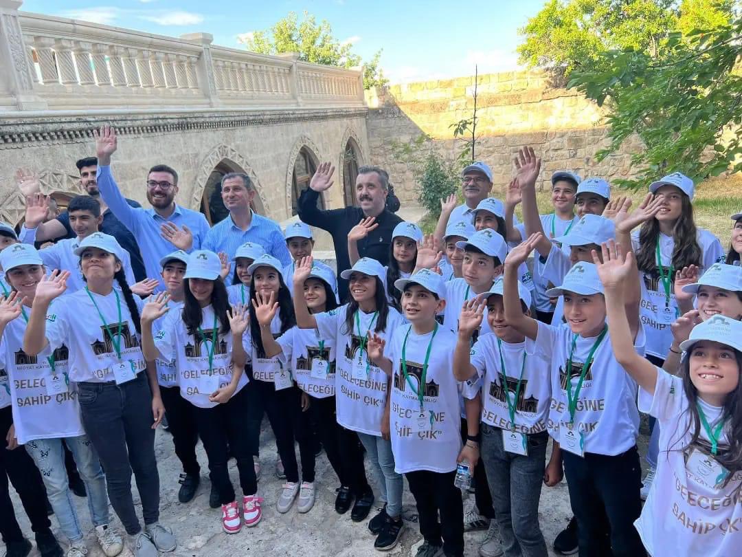 midyatilcemem's tweet photo. Her kademede verilen bir emekler ürün veriyor. 
Başarı ekip işidir.
#mardininBİRincisiMİDYAT
@TC_icisleri
@AliYerlikaya
@tcmeb
@Yusuf__Tekin 
@mahmutdemirttas 
@Murat69_Demir
@Ahmetsolmaz2572
@akadiraltay47 https://t.co/qbG5XhdKNk