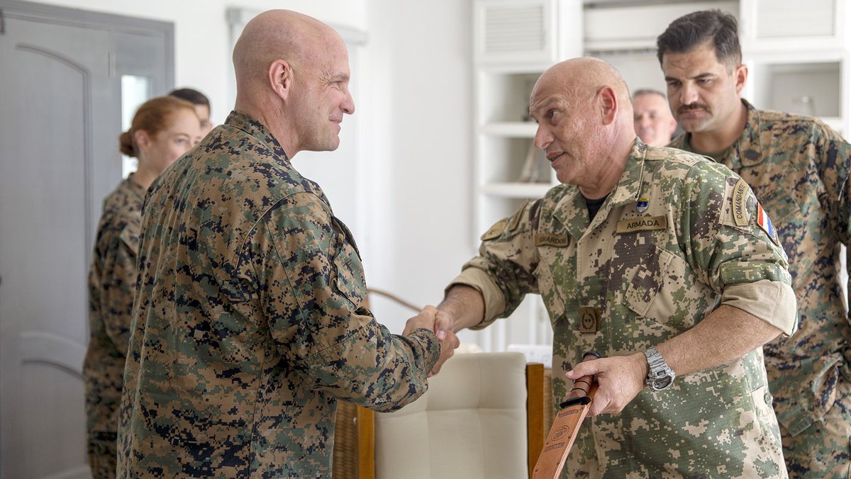 marforres's tweet image. .@USMC Lt. Gen. David Bellon met with partner nation forces participating in #UNITASLXIV at Coveñas, Colombia, July 18, 2023. UNITAS enhances interoperability among nations, promoting peace and stability in @Southcom’s area of responsibility. @MARFORSOUTH