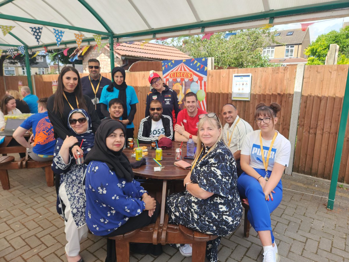 Razna Choudhury (@rc_denbigh) on Twitter photo Wishing Jovaria and Matt all the best in their new schools,we will miss you β€οΈ <a href="/DenbighHigh/">Denbigh High School</a> <a href="/ChilternLT/">Chiltern Learning Trust</a> Wishing Jovaria and Matt all the best in their new schools,we will miss you β€οΈ <a href="/DenbighHigh/">Denbigh High School</a> <a href="/ChilternLT/">Chiltern Learning Trust</a>