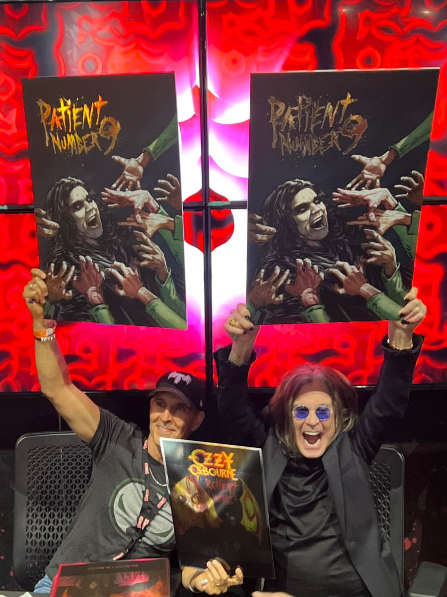 OzzyOsbourne's tweet photo. July 22, 2022
Signing #PatientNumber9 posters at @Comic_Con with  @Todd_McFarlane one year ago today. #sdcc #comiccon #comic #comics #art https://t.co/LE83QT4wdP