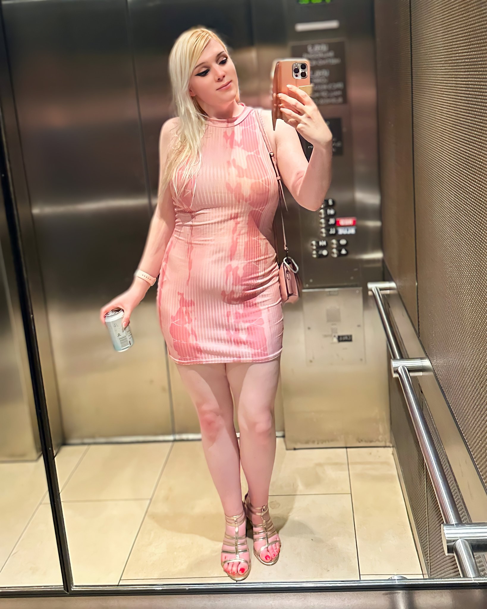 🎀 Amanda Rae 🎀 on Twitter: "Would you go out on the town with a trans