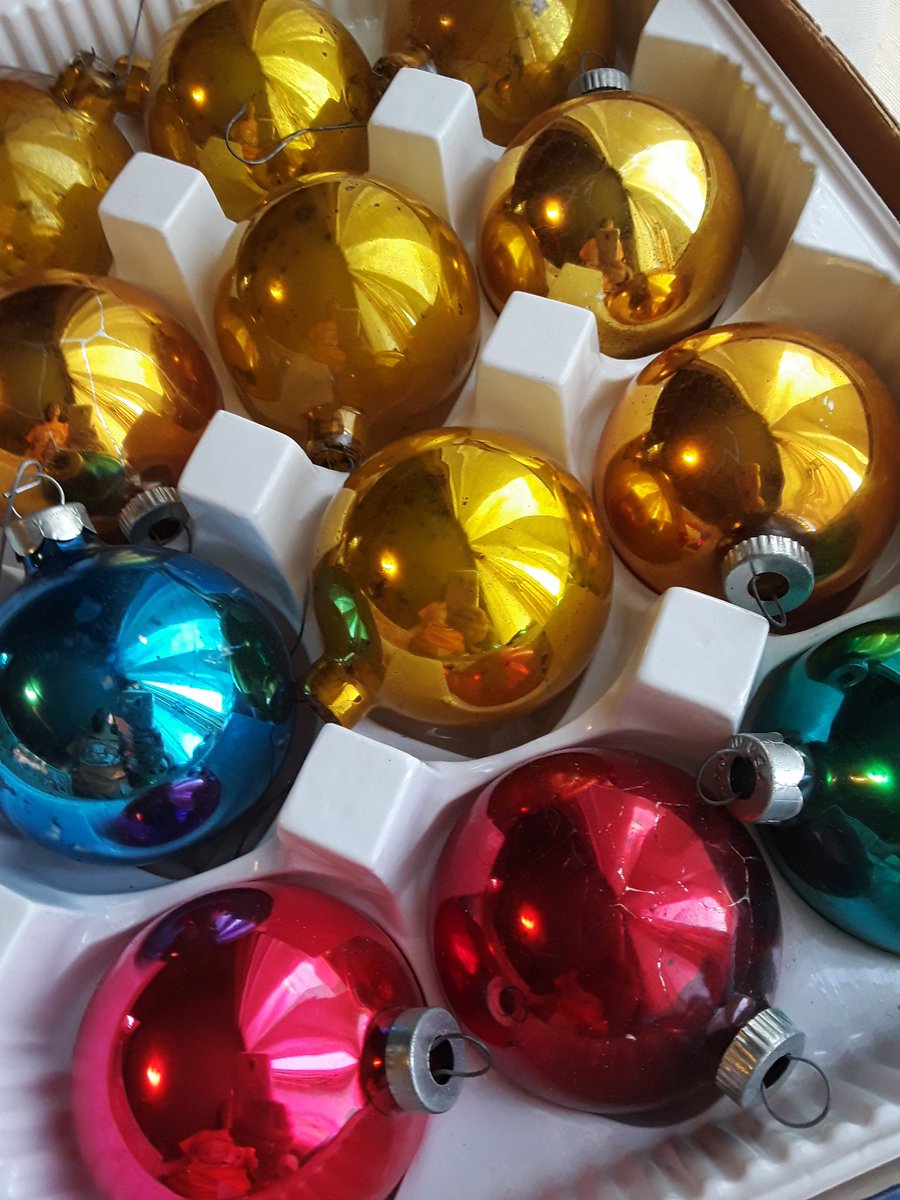 #estatesale #vintage #glass #Christmas #ornaments