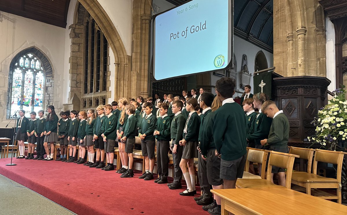 Fantastic send off for our Year 6 children at the leavers service at St James Church. We wish all the year 6 children all the best for their next adventure 😊<a href="/NorthTown5JF/">NorthTown6JF</a> <a href="/NorthTown6AV/">NorthTown6AV</a>