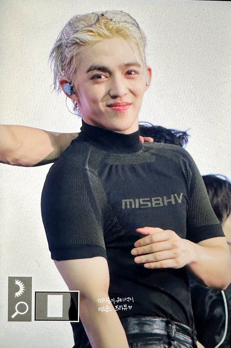 MM_SCOUPS's tweet photo. 230722 FOLLOW

#세븐틴 #seventeen #scoups #최승철 #승철 #에스쿱스 #최고귀요미_승철  @pledis_17 https://t.co/BU8VwMiptd