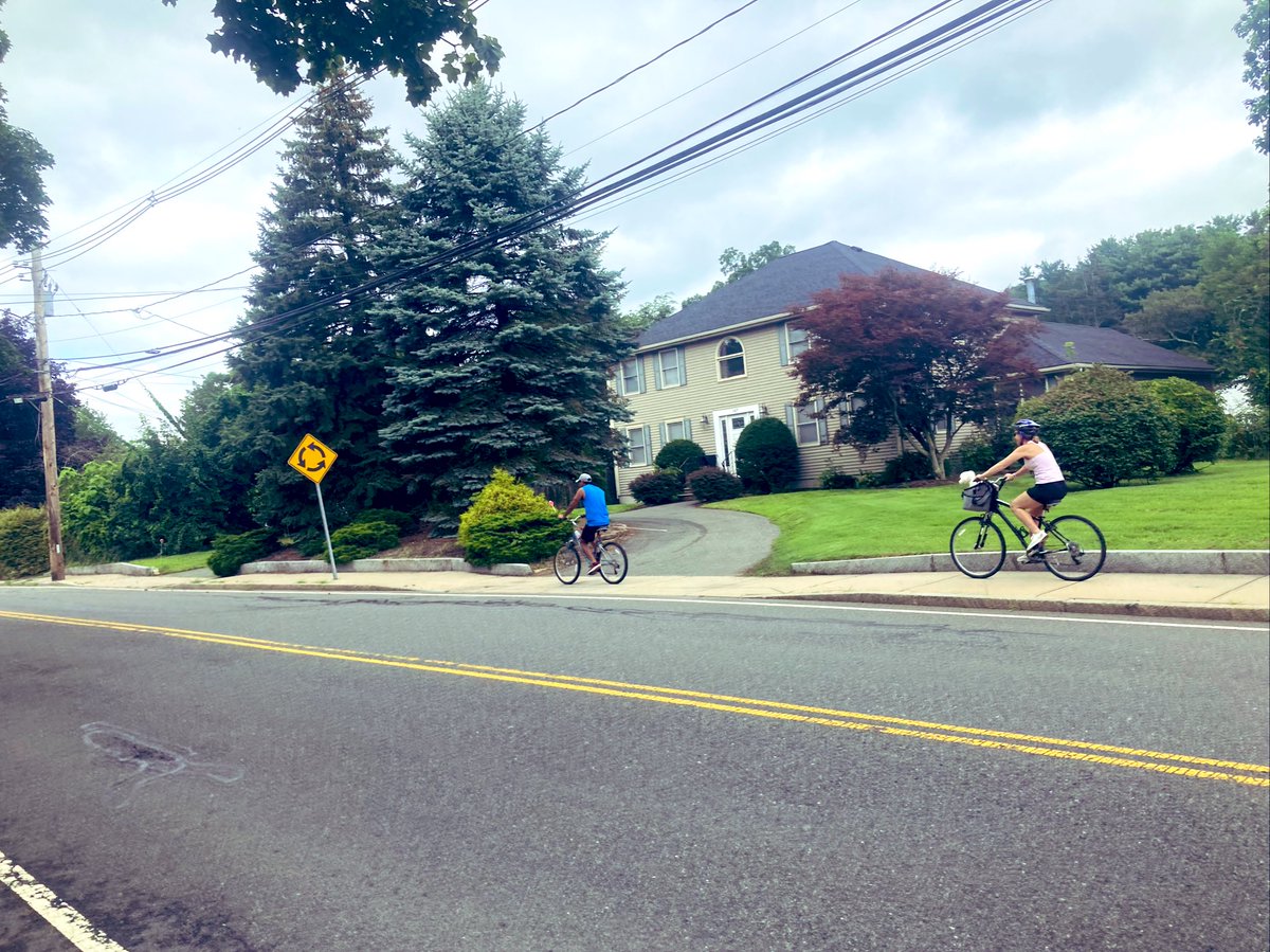 DedhamByFoot's tweet photo. #Needhamst #DedhamMA
Thank you for biking.
I hope you continue to bike despite how our infrastructure prioritizes cars. Here, it’s a 30ft wide of the 2nd most citationed roadway in town, also a school zone.
#dangerousbydesign
@StrongTowns
@MAPCMetroBoston
#incompletestreet https://t.co/7AhaoxybYP