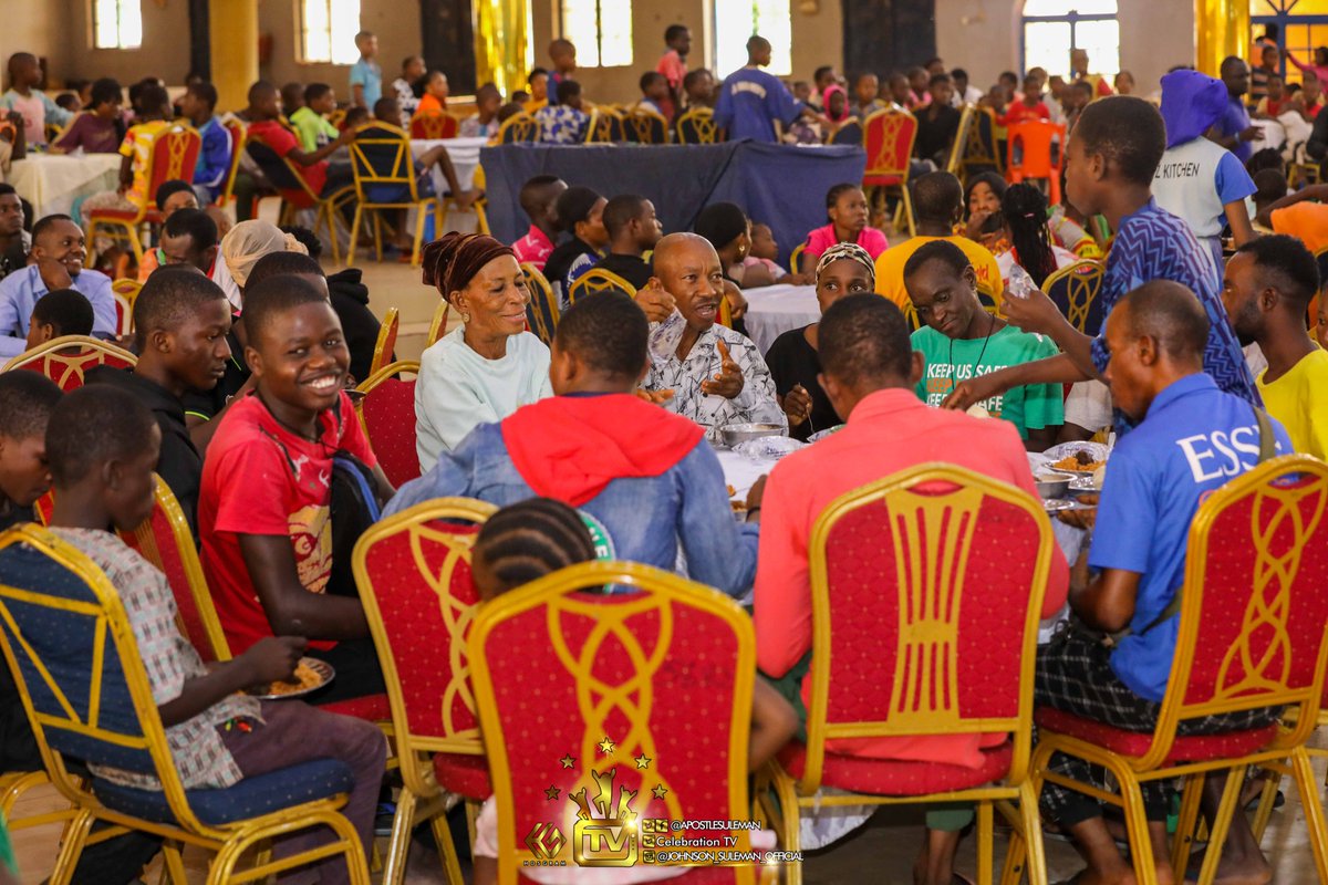 MyCelebrationTV's tweet photo. Apostle Johnson &amp; Dr. Lizzy Suleman Free Food 🍲🍜🍛 Restaurant Still Continues...
Every Saturday At The Omega Fire Ministries Headquarters, Auchi-Edo State🇳🇬

#FreeFood #JolizKitchen #ApostleSuleman https://t.co/fSKBJJT34d