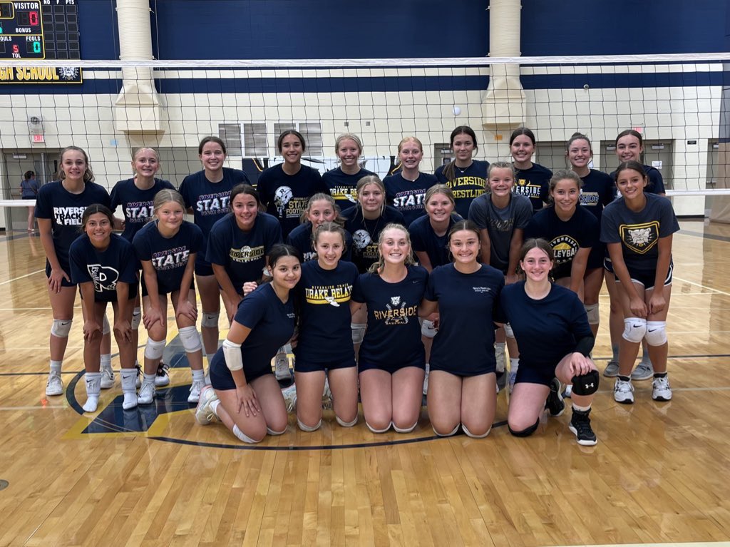 RivVolleyball tweet media