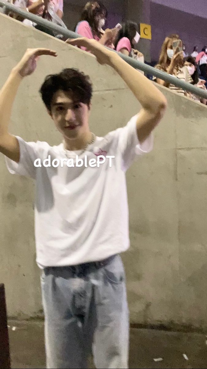 AdorableP tweet media