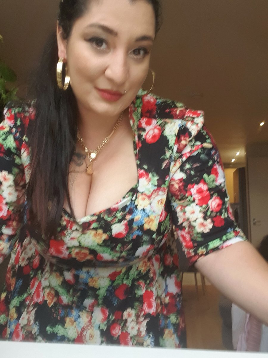 CashPointUk20's tweet photo. Which one of you is going to pay for my Holiday to Oxford and a Romantic Cruise with My Husband 
#findome #bratgirl #mistress #cashslave #bdsm https://t.co/VYt2jGrq3A