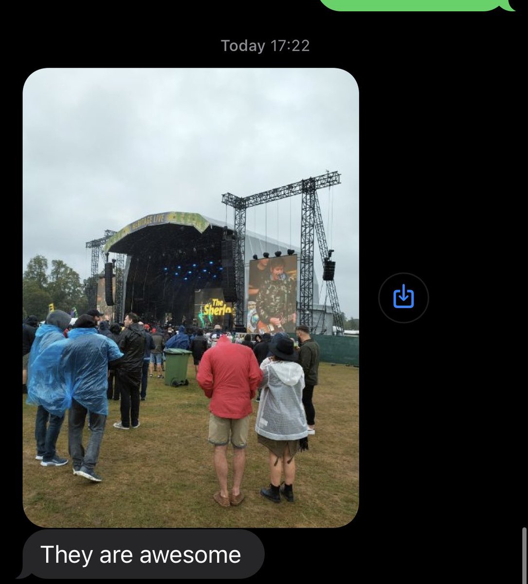 The mr sent me this photo. Despite the weather 🌧️ he is having a great time and is enjoying the <a href="/TheSherlocks/">The Sherlocks</a>  🙌