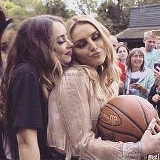 ivyberdara's tweet photo. my pretty baby @jadeyarcheron https://t.co/Sb9ZOakYww