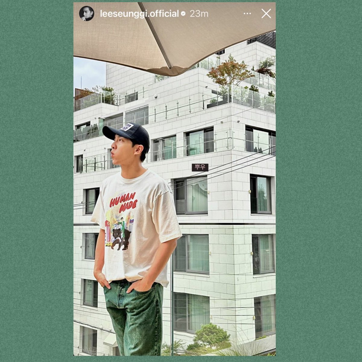 LSGAirenNA's tweet photo. LEESEUNGGI OFFICIAL IG STORY UPDATE 
#시브로 기다려 🩵
#ShiBro wait for it 🩵

I loved it
반했다

#LeeSeungGi #이승기 #HumanMade #휴먼메이드 #SEVENTEEN #세븐틴 #Joshua #조슈아 #Hoshi #호시 #BroMarble #브로앤마블
Reposted fr: @leeseunggi.official https://t.co/qjHFwS6npA