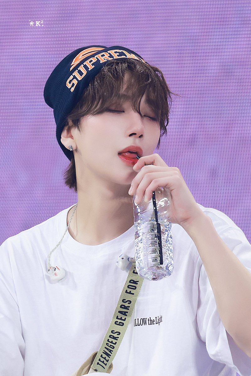 K2_1230_'s tweet photo. 230722 😚

#세븐틴 #seventeen
#조슈아 #joshua 

HD 🔗：https://t.co/tok457bWGQ https://t.co/JETweMft0A