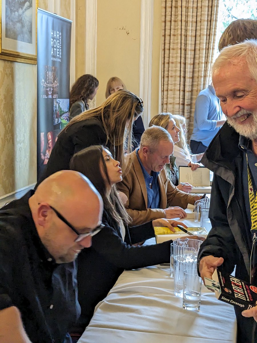 TheDearestBook's tweet photo. The brilliant @RobbieRinder signing copies of his equally brilliant book The Trial which sold out at @TheakstonsCrime Writing Festival in #harrogate #thetrial https://t.co/lrCyeW1apC