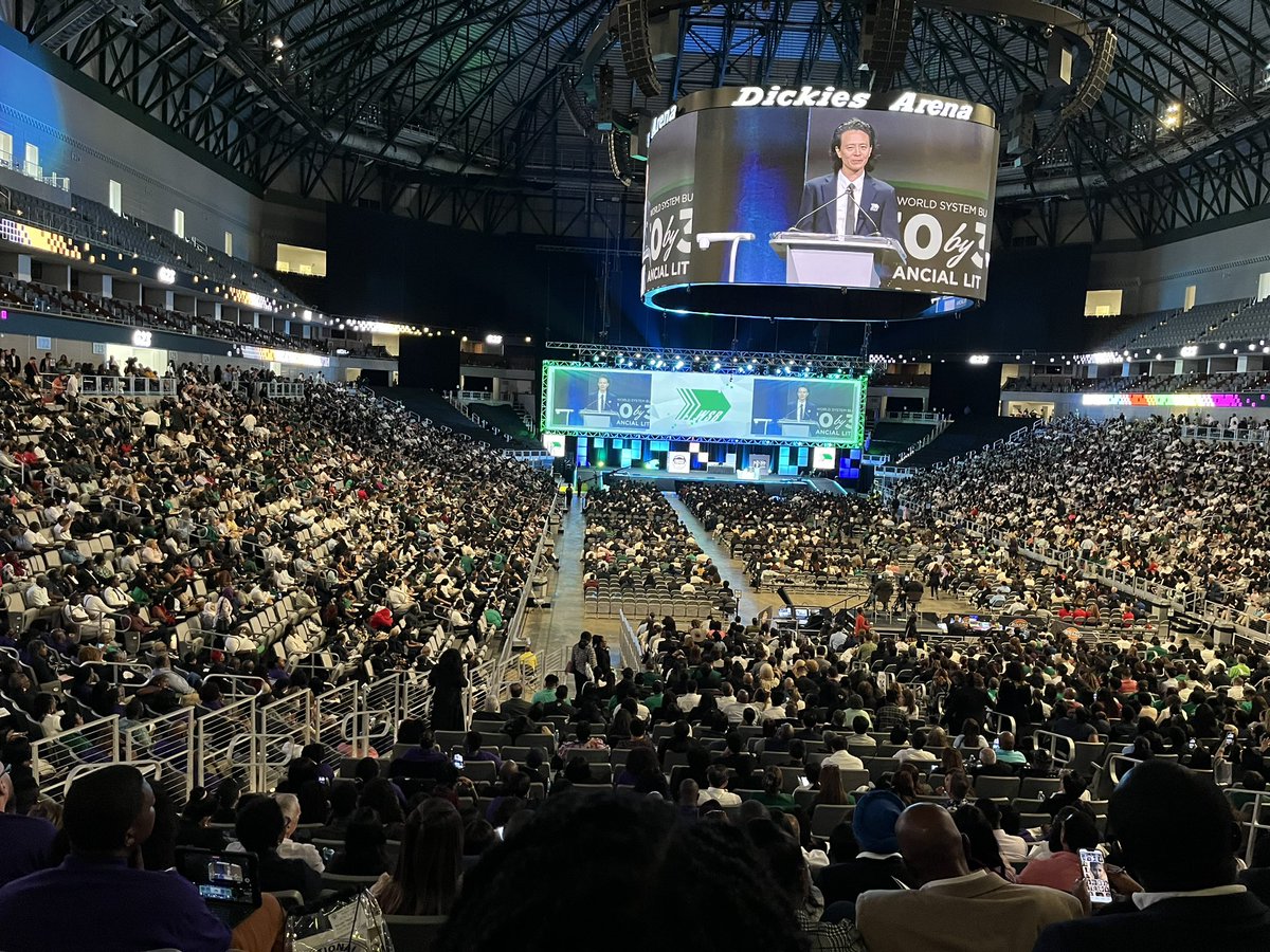 mtushiminina's tweet image. #WSBBlackExcellence❤️❤️ Financial independence is a freedom of living #OneSystem #OneTeam #OneDream ! With our newly appointed WFG President,#Todd Buchanan making an unforgettable entrance!! @adeyanjudeji @IsatuSesayBayo1 @Farida_N @bikjo @TheMimiBear @rotexonline @meltemagduk