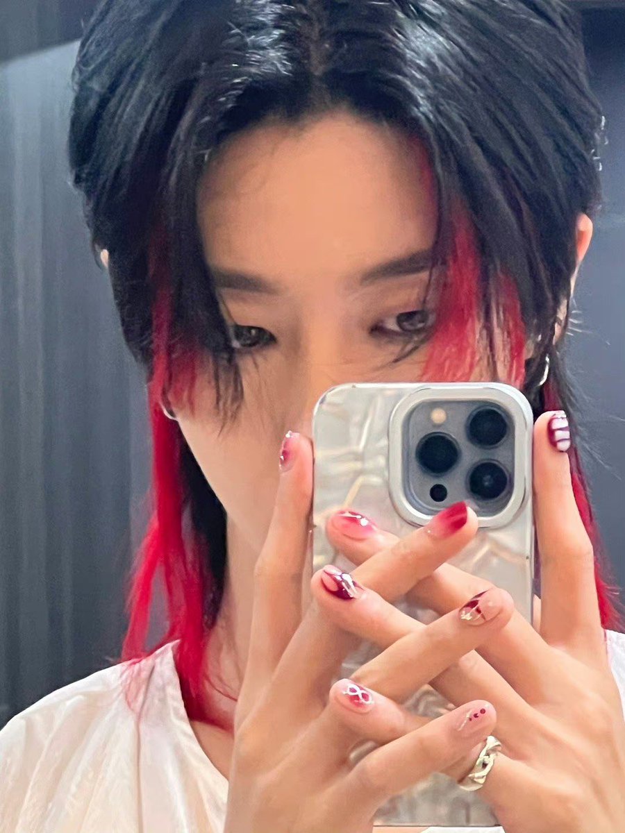 the8pics's tweet photo. 230722 #THE8 WEIBO UPDATE 🐸 https://t.co/JHdj0xPp8k