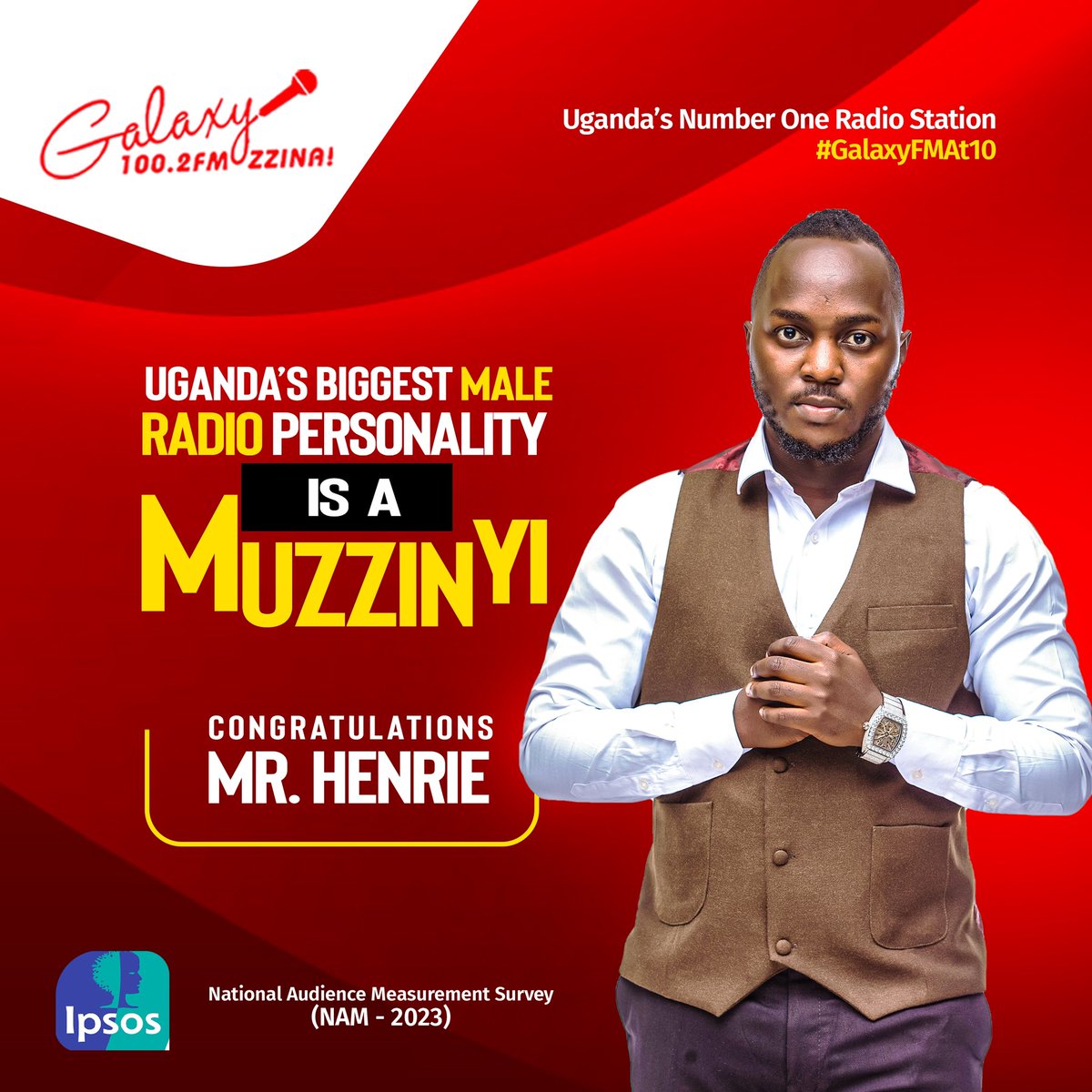 MrHenrie_'s tweet image. I used to lock myself up in the bedroom in the village in Mbarara and just listen to radio growing up.
Lost both my parents so i grew up with my Jajas in the village and i really didn’t have many friends apart from radio.
Didnt ever imagine One day we wld be here
Mwebale Nyo
