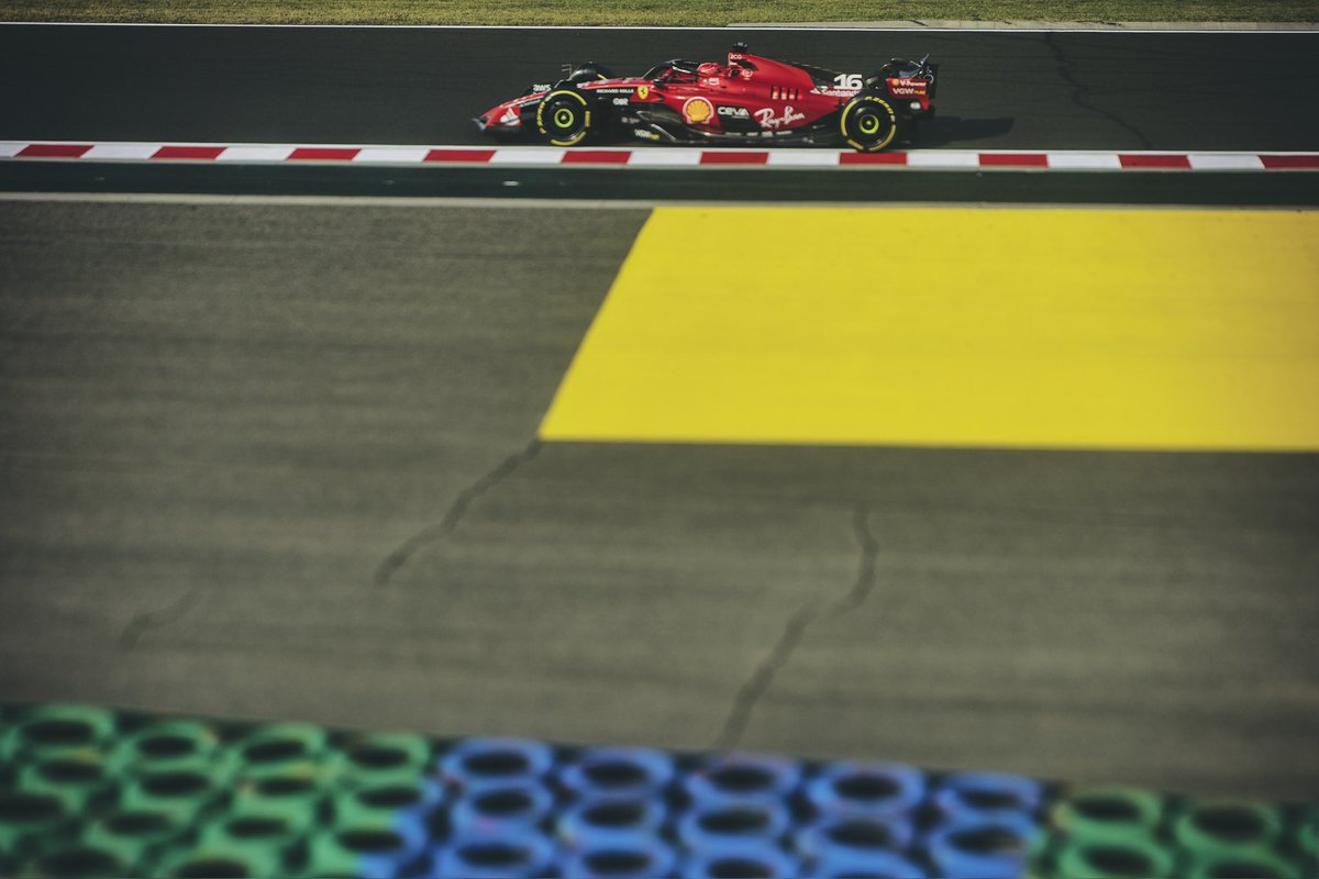 ScuderiaFerrari's tweet photo. A mixed end to Q2 🟡 @Carlossainz55 is out by just 0.002 seconds 🤏 

@Charles_Leclerc is through to the top 10 shootout in P6 https://t.co/mGaV63XG3g