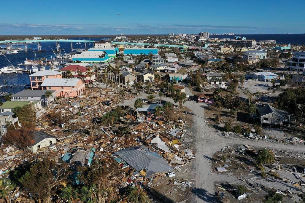 Forbes's tweet photo. Current Climate: Severe Weather Is Pushing Insurers Out Of High-Risk States https://t.co/nIkTjoAea5 by @TheAlexKnapp, @alanohnsman https://t.co/FYzD2RHnYa