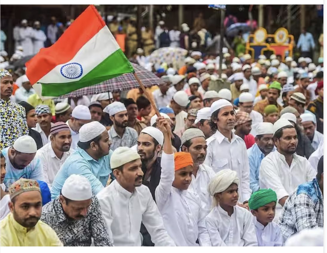 आंध्र प्रदेश में वक्फ बोर्ड ने अहमदिया मुसलमानों को मुस्लिम समाज से बेदखल कर दिया है. केंद्र सरकार ने राज्य सरकार के मुख्य सचिव को पत्र लिखकर वक्फ बोर्ड को कड़ी फटकार लगाई है. 

#AndhraPradesh #AhmadiyyaMuslims #WaqfBoard