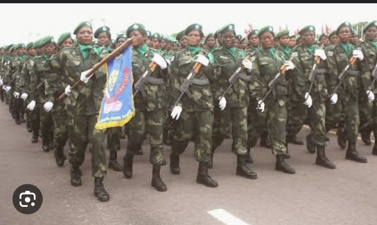 NoelKTshiani's tweet photo. Le défilé militaire rassure que la RDC a une armée capable d’en découdre avec nos ennemis. Avec des militaires bien formés, équipés et sur-motivés, les congolais sont rassurés que les agresseurs seront mis hors d’état de nuire. Celui qui veut la paix, prépare la guère. RDC viva ! https://t.co/ndNtqUmMQS