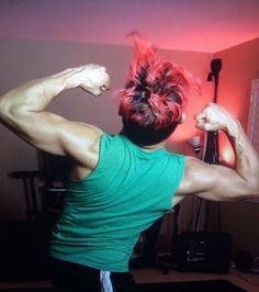 MarksR43949's tweet photo. I worship him like a god 🤤 https://t.co/QXNFZHoqaP