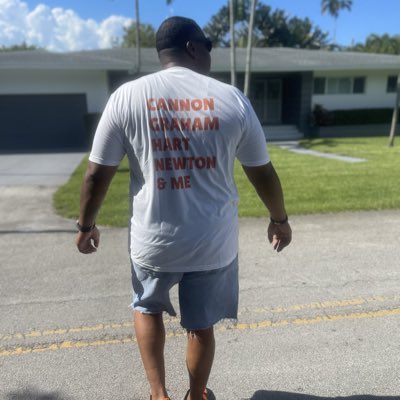 dad_thot_app's tweet photo. #NewProfilePic https://t.co/nxhD7wwB8z