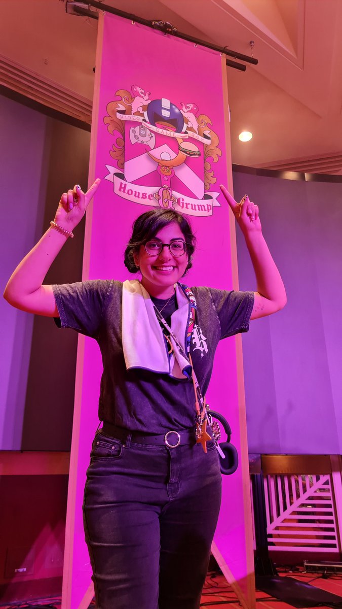 ultimatehersha's tweet photo. I had the best fricking time at Game Grumps live. I even got to go up on stage and play a game! I was very drunk so I lost tho...but still fun!!!!😤 https://t.co/YPnI4xSudg