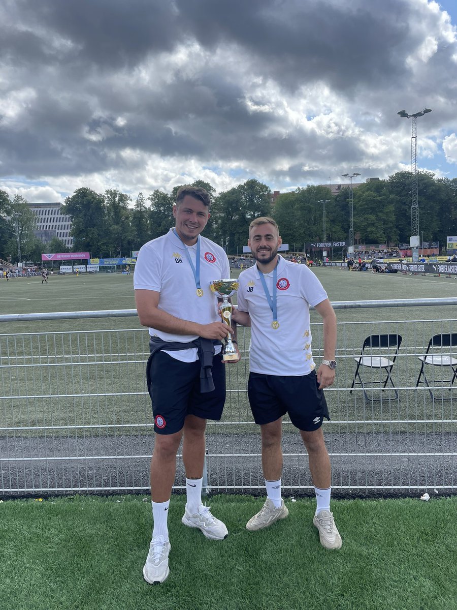 Dale Hurley tweet media