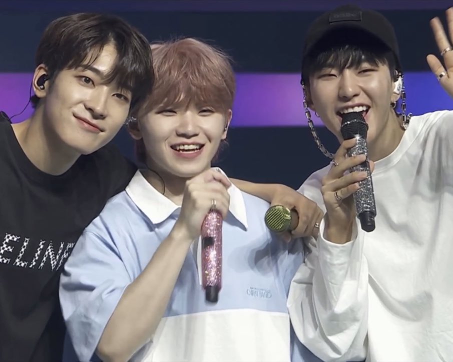 9611SZ's tweet photo. 제가 정말정말 좋아하는 조합 공개합니다.. https://t.co/YloiZ9Y9q2