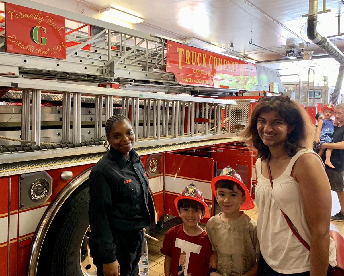 dcfireems's tweet photo. Firefighters from Engine 18 & Truck 7 on @BarracksRow welcomed @charlesallen and neighbors into their firehouse as part of Ward 6 Week activities. Every day is a community day. #DCsBravest https://t.co/TsbAgQB7R8