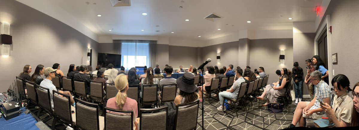 It’s a full house here at Reclaiming Power through Food at #AAJA23!!