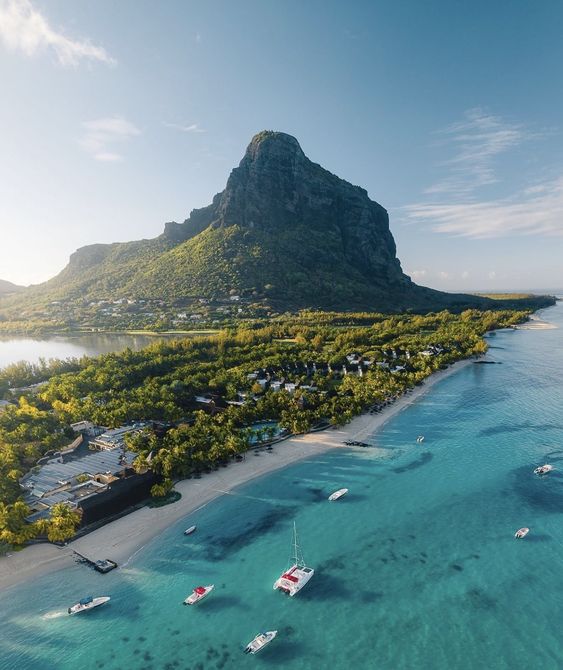 MauritiusGuide's tweet photo. Saturday vibes in Mauritius 
#SaturdayVibes https://t.co/4dqBm0Ylkf