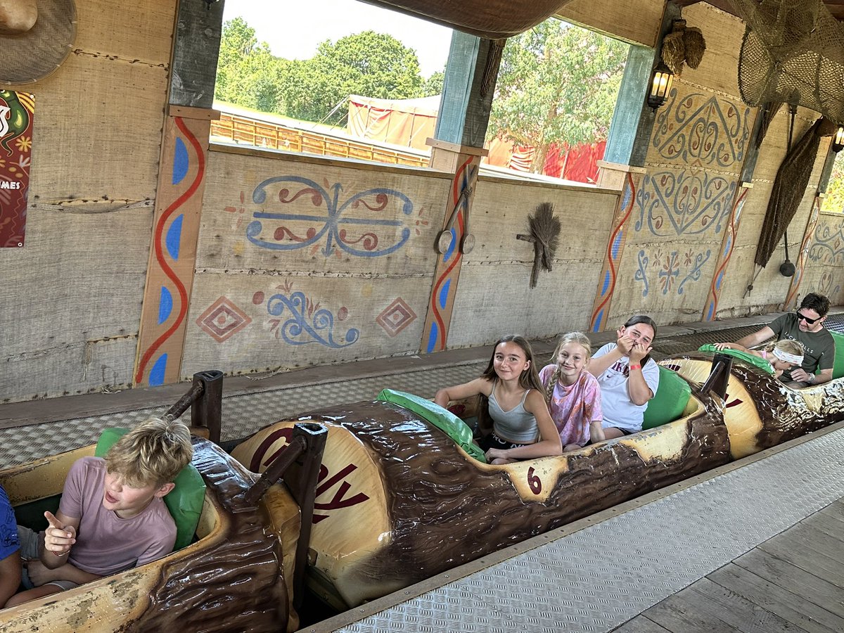 NorthTownPE's tweet photo. @NorthTownDeputy @NorthTown5JF @NorthTown6AV A few more from the log flume! https://t.co/i7xOPYlhX7