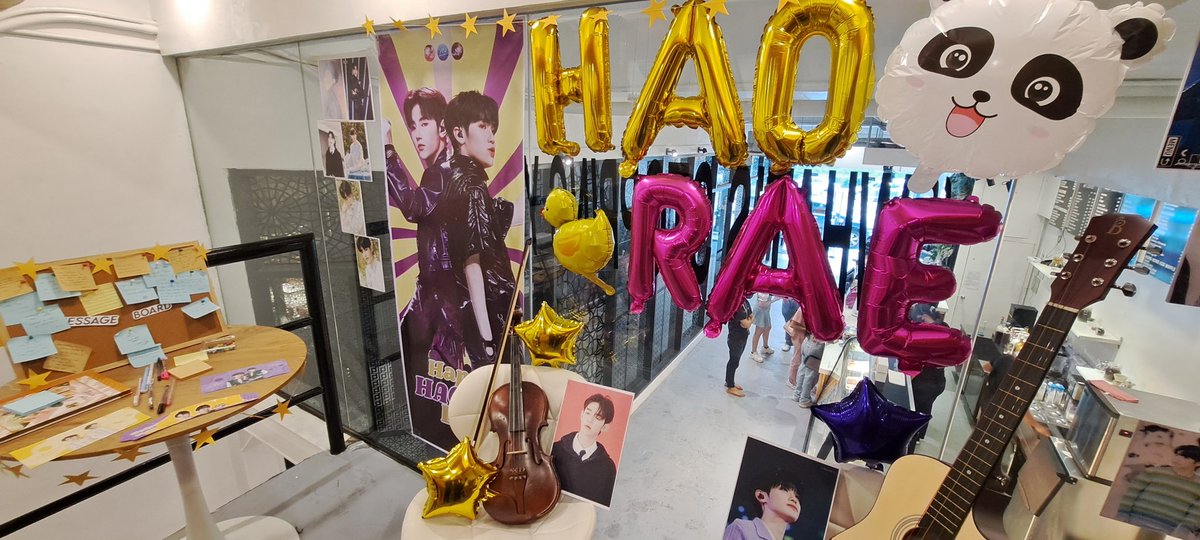 em_layzhang's tweet photo. Happiest birthdays, #ZHANGHAO and #KIMTAERAE! 🥳
These are for you! We love you!
We will always support you two and the whole ZB1. 💌
From your PH Rosins, Kkultaraes & Ze_Roses 🌹
#ZEROBASEONE #ProjectY2K
@ZB1PH @ZhangHaoPHL @KimTaeraePHL https://t.co/vUqckgCfbp