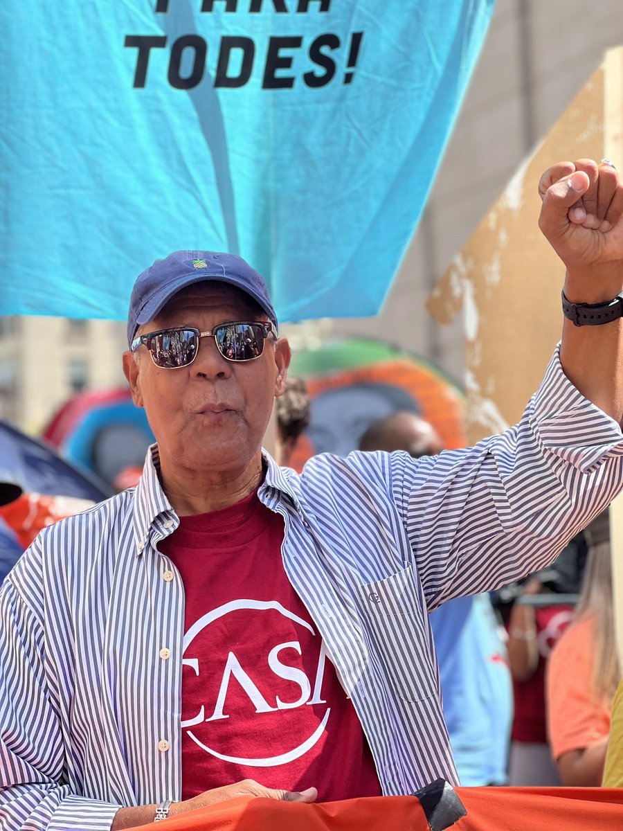 AnaMariaforNY's tweet image. 🎶 Oh the rent, oh the rent, oh the rent is too damn high! 🎶 

That’s why thousands of people, from Alaska to Puerto Rico and 30+ states in between, are marching in Philly  w @popdemoc to demand safe &amp;amp; affordable housing for all. 

#PC2023 #RentersRising #RentIsTooHigh