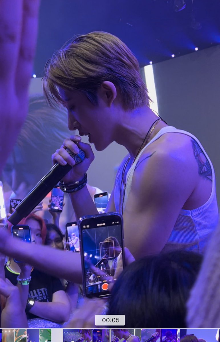 THIS PIC 😵‍💫 KIM HANBIN??