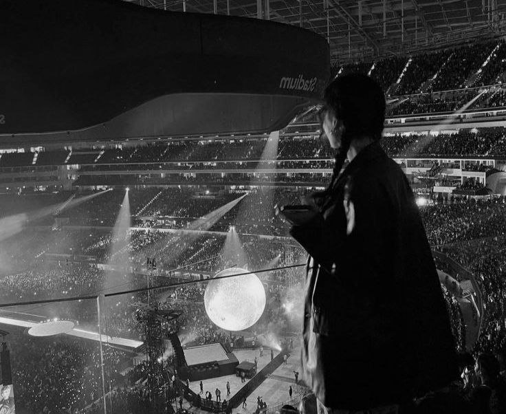 _ada_writes's tweet image. Second Life • woozi x oc au

   - wherein Kinley (oc) is an avid fan of boy group ALPhAS who fell into a coma miraculously woke up after 5 years. Will she be able to fangirl again?

—

"Who are they?"