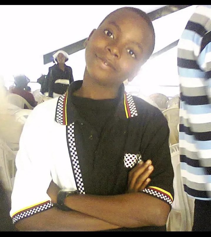Enioluwa's tweet photo. Another teacher sent this to my DM.
I was in SS3 here!🥹 https://t.co/1tjBcUrXbj