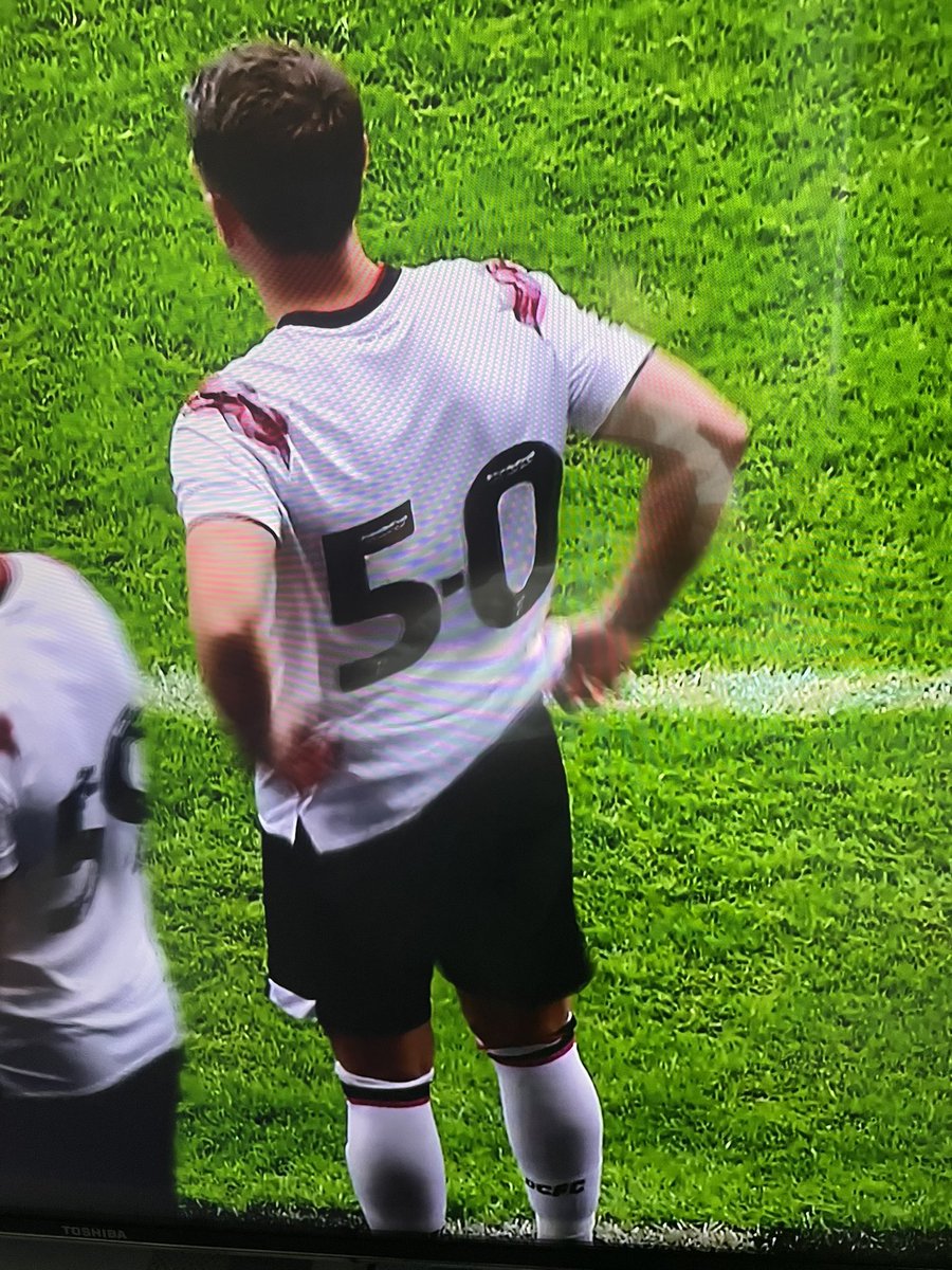 Ain’t no way Craig Bryson just came on wearing that 🤣🤣 what a legend ❤️