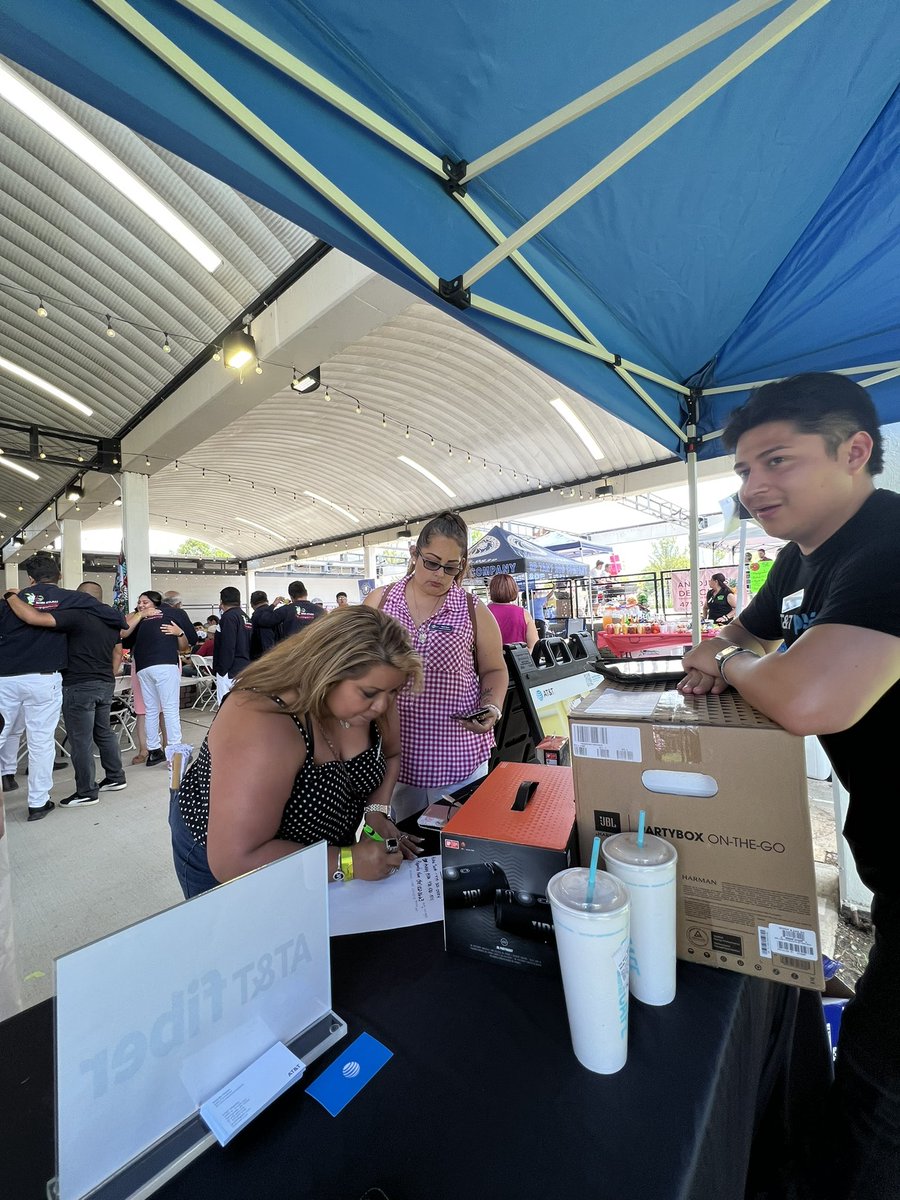 shelby saldivar tweet media