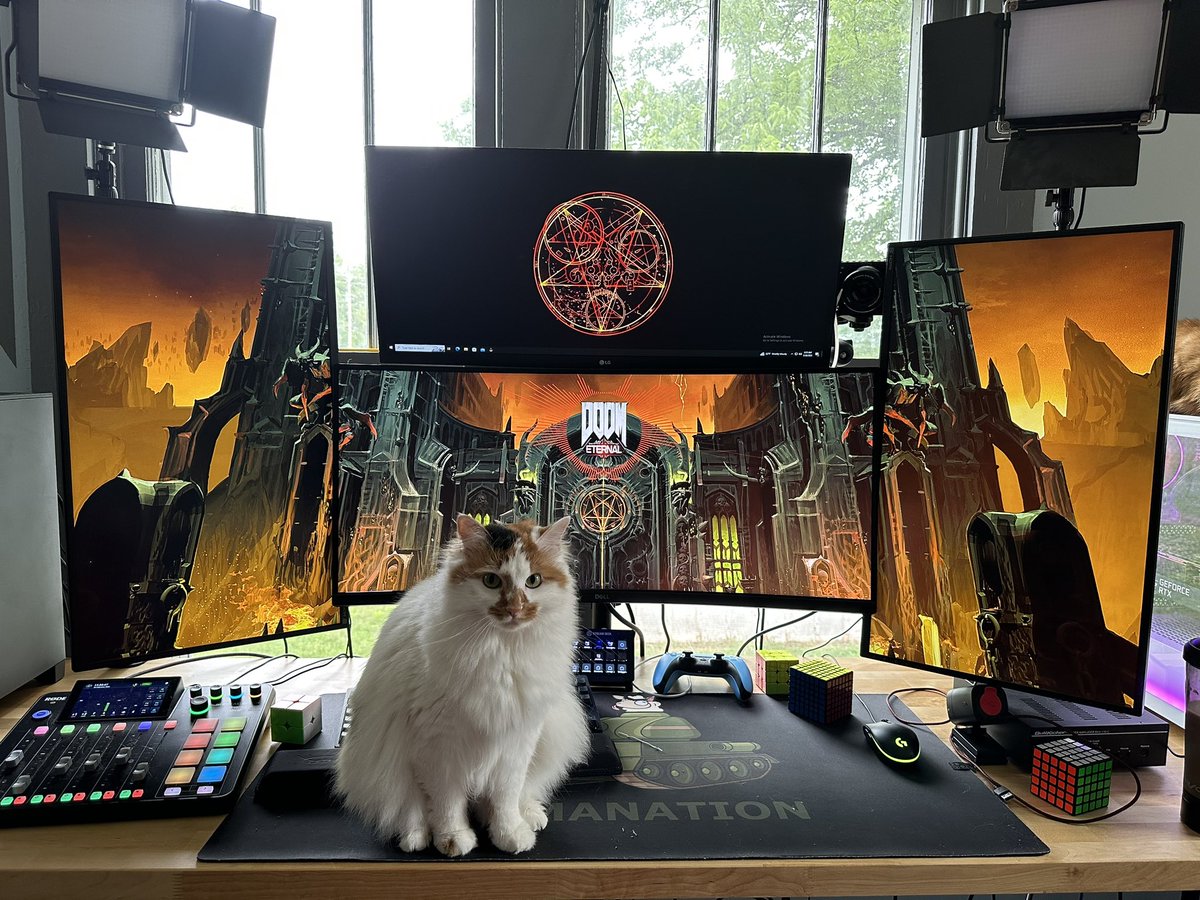 Llama_SoL's tweet photo. Not sure if I posted this, but damn what a glow up from a decade ago when I actually created my 1st twitch channel. They just got bought and transitioned from https://t.co/WJzBwMVwcM
@Twitch #twitch #streamer #setup #pcmr #ceftw https://t.co/4o0DMANNXn