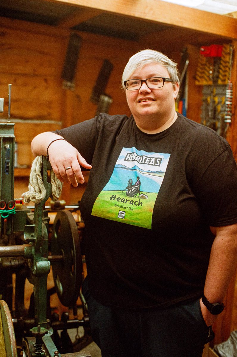 // BECCA — NORTHTONE, ISLE OF HARRIS (SCOTLAND) — FEB23 ©Jeremy Blahay //

A documentary project in progress and winner of the *Creation support grant from the City of Saint-Nazaire, FR*

#outerhebrides #scotland #isleofharris #HarrisTweed #Northton <a href="/taobhtuath/">Taobh Tuath Tweeds</a> @harristweedauth