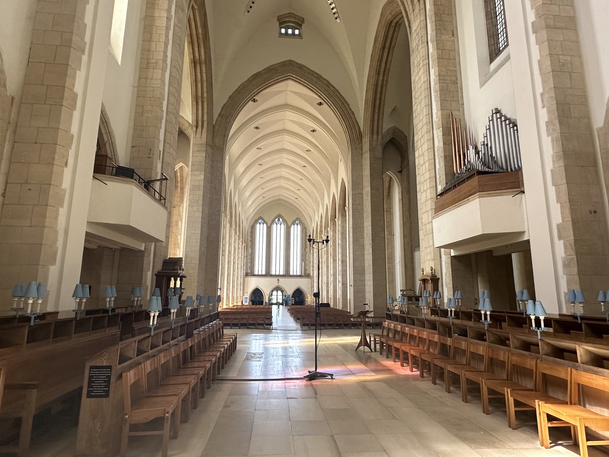 GuildCath's tweet photo. Services Sunday 23 July
We are delighted to be welcoming The Charpentier Consort as our Choir.
 
7.45am Morning Prayer (said)
8am Holy Communion (said)
9.45am Cathedral Eucharist
6pm Choral Evensong
All Welcome

📸 Nicola Pratt
@CofEGuildford @bcahillnicholls @NickGrahamMusic https://t.co/RRzcq6jpjE