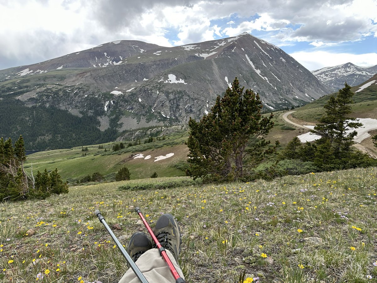 miguelmigrant's tweet photo. Leadership Tip: you build a great organization by coaching people up. The perfect leader, teacher or staff doesnβt fall from the sky. Resting at 12,000 ft and view of Mt. Lincoln in CO. #LeadershipMatters #LeadershipDevelopment #leadchat #edchat #Leaders #growthmindset #lead https://t.co/yh1wP5cer3