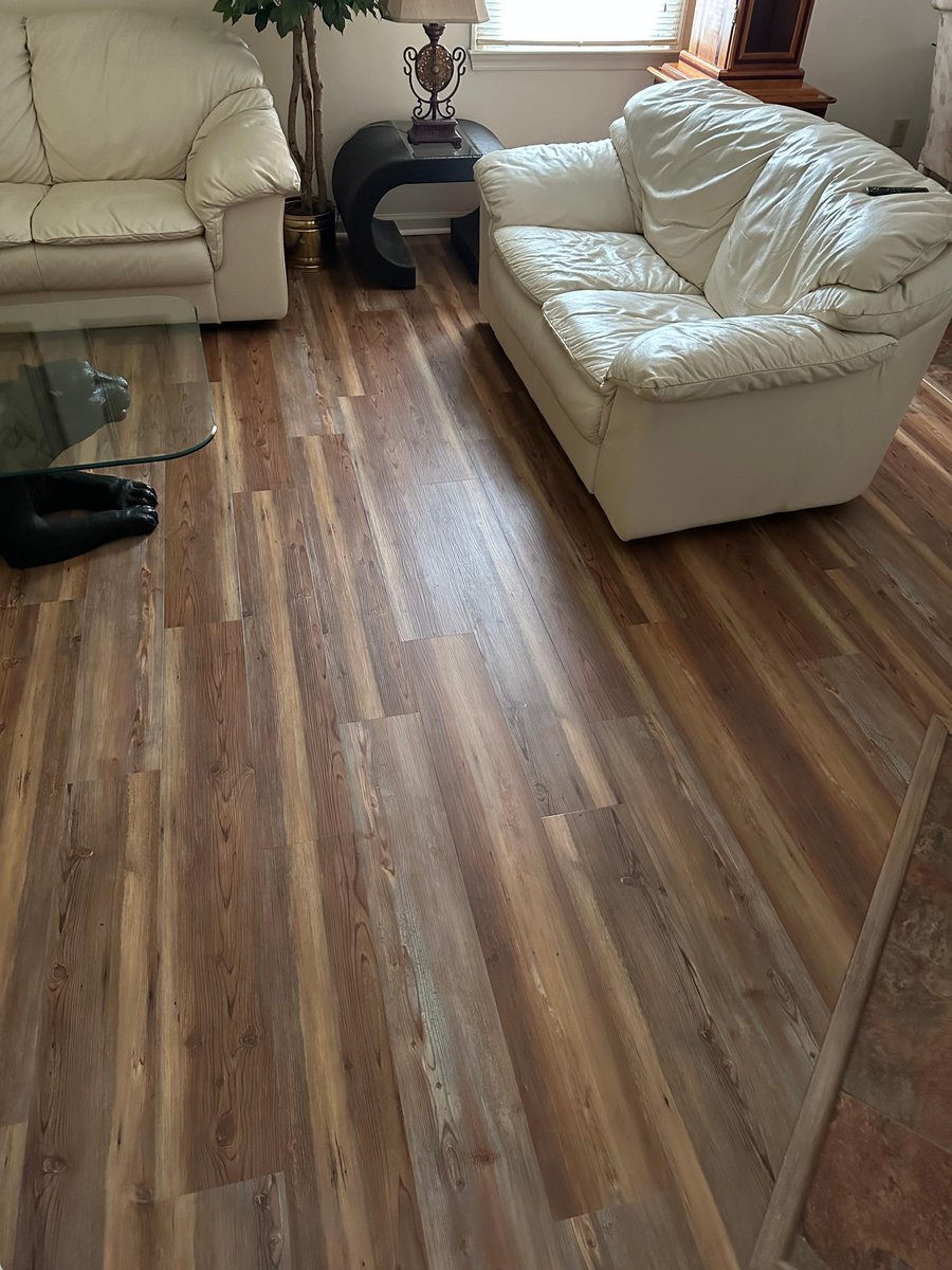 CSM_flooring's tweet photo. Thank you, Carolyn G, for sharing your new floor pictures! Our favorite photos come from happy homeowners. https://t.co/H7zhhp3swT