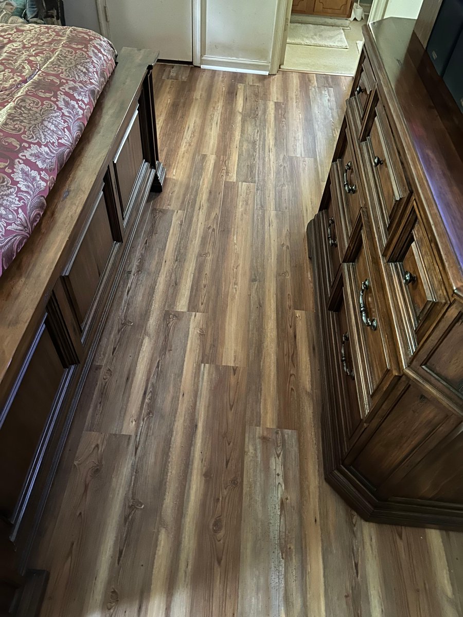CSM_flooring's tweet photo. Thank you, Carolyn G, for sharing your new floor pictures! Our favorite photos come from happy homeowners. https://t.co/H7zhhp3swT