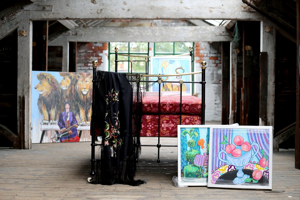 sunnybankmills's tweet photo. COMING SOON to the Spinning Mill Loft - 'Flights of Fancy', a new exhibition by artist Mel Davies.
Opening on Saturday 26th August. Check our website in the coming weeks for more details!
#SunnyBankMills #Farsley #Leeds #LeedsArtists #IndustrialSpaces #DaysOutInLeeds https://t.co/CIgJ1T7b2L