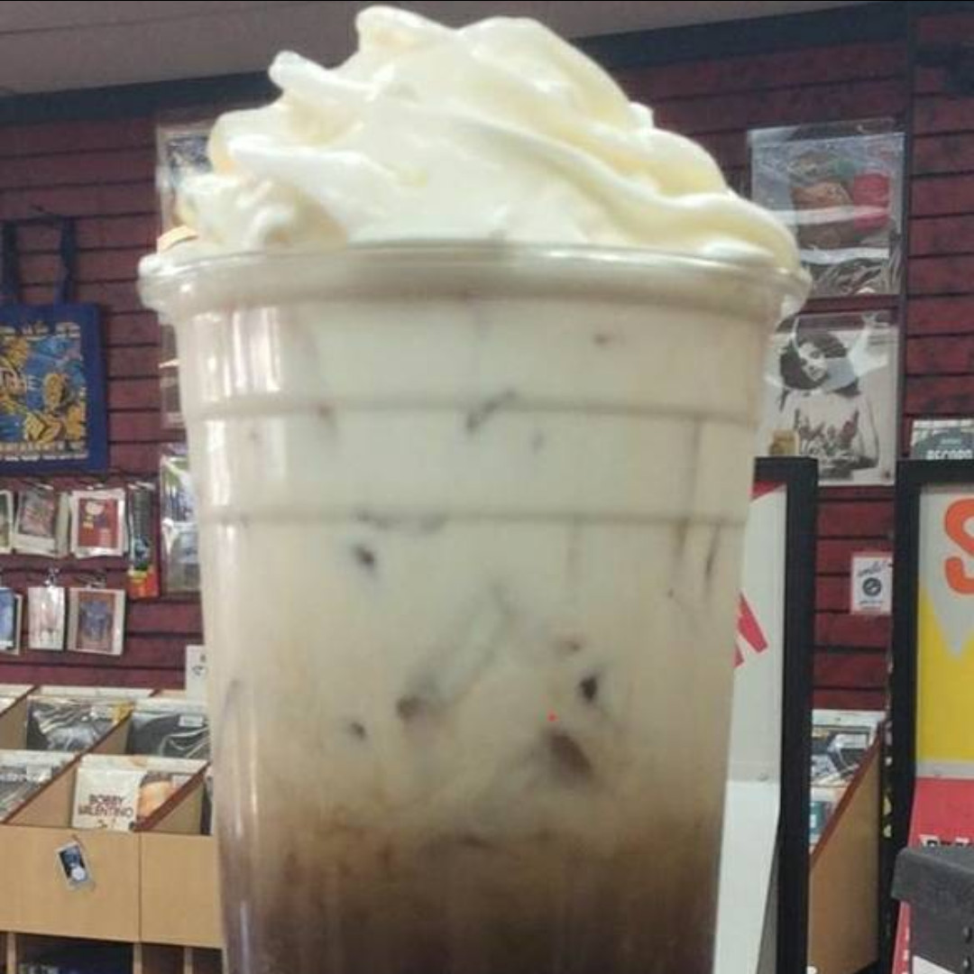 CafeCaterpillar's tweet photo. Have you tried our Door Mouse Float? Root beer, toasted marshmallow or vanilla, and cream all stirred together into one sweet delight! https://t.co/51JxFaTJpt #followtheAUwhiterabbit #shoplocal #coffeeshop #drinklocal #rootbeerfloat #doormouse https://t.co/FbECzPdk8o