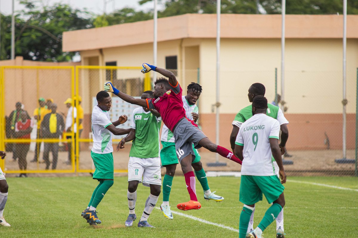 FecafootOfficie's tweet photo. #InterpoulesYaounde2023

⚽️🔥 #MatchDay

Fin du match. 

#BAFMENG FA OF BAMENDA 1️⃣➖0️⃣ #NGAOUNDERE FC

📅 22/07/2023
🏟️ Annexe Nº1 du stade omnisports Ahmadou Ahidjo 

#DAY4
#PouleB https://t.co/gHqzpzDPbH